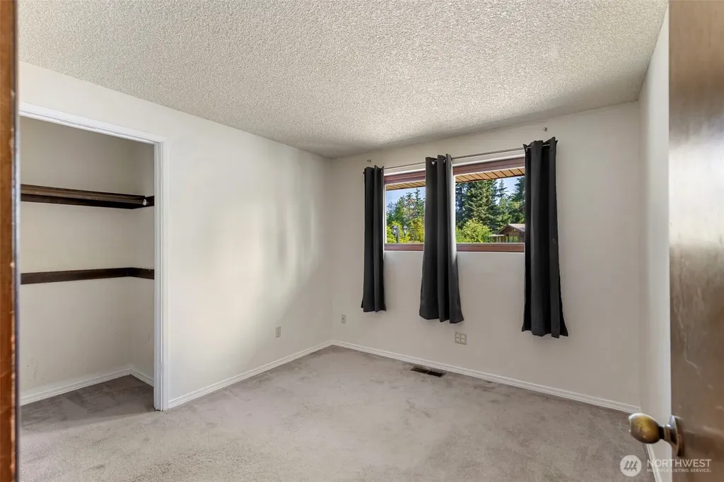 2860 NW North Star Drive Silverdale WA 98383
