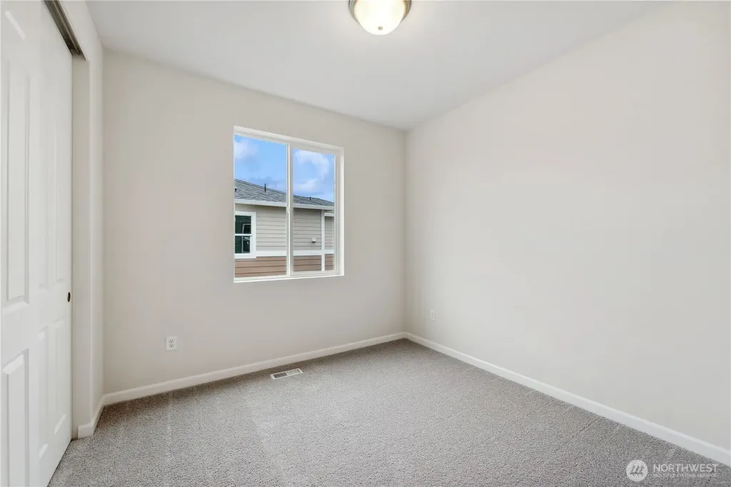 15323 207th Avenue E Bonney Lake WA 98391