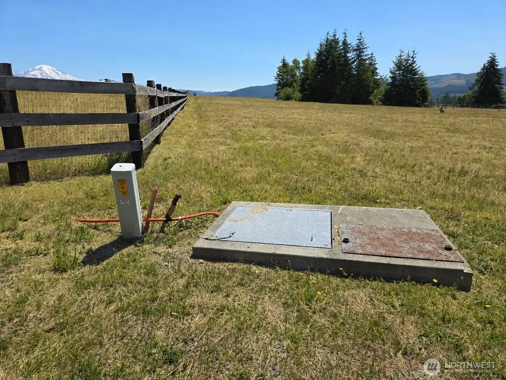 44411 14th Avenue E Eatonville WA 98328