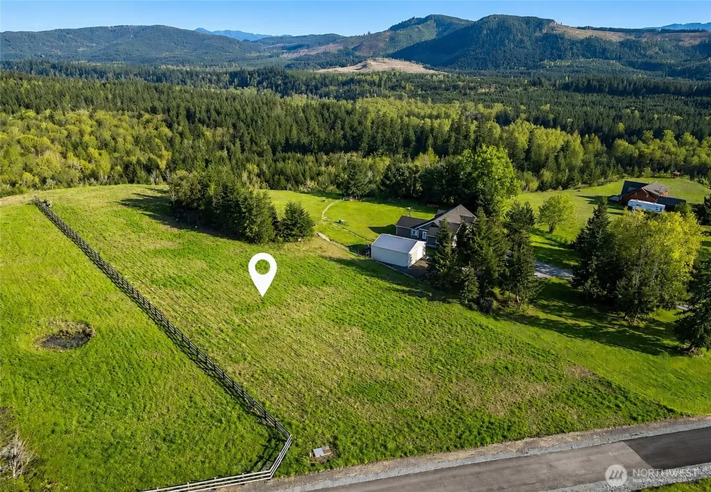 44411 14th Avenue E Eatonville WA 98328