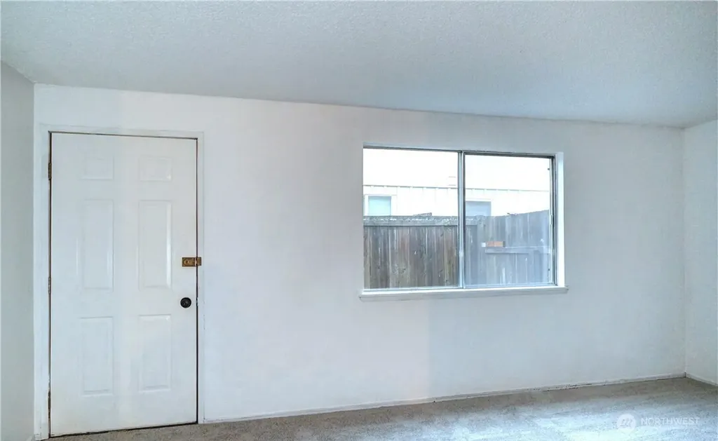 10332 15th Avenue Ct E Tacoma WA 98445