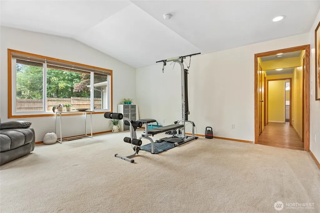 2348 Yew Street Road Bellingham WA 98229