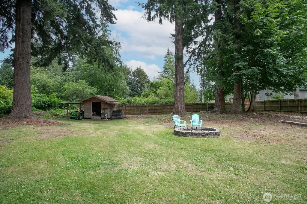 2348 Yew Street Road Bellingham WA 98229