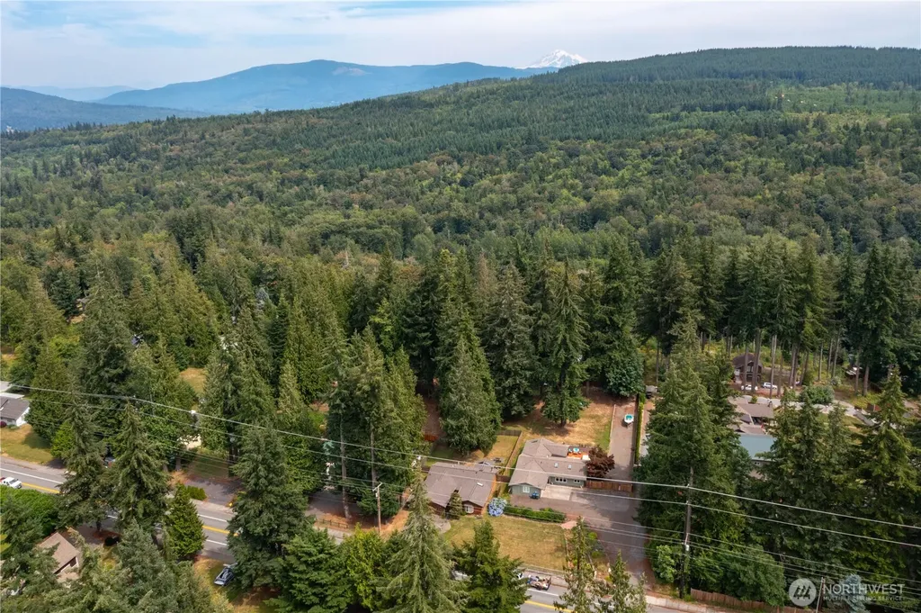 2348 Yew Street Road Bellingham WA 98229