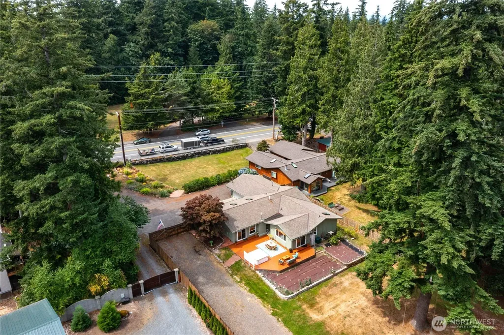 2348 Yew Street Road Bellingham WA 98229