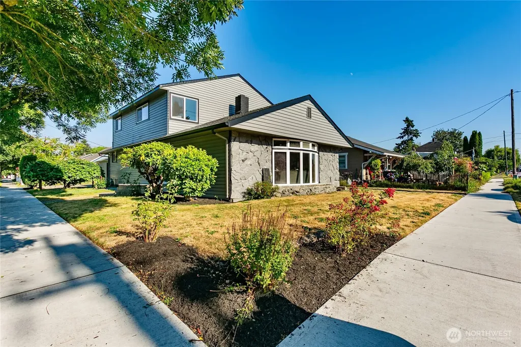 1319 Wood Avenue Sumner WA 98390
