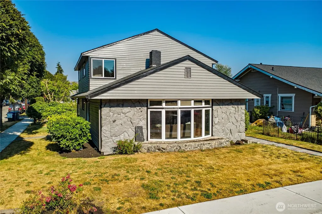 1319 Wood Avenue Sumner WA 98390