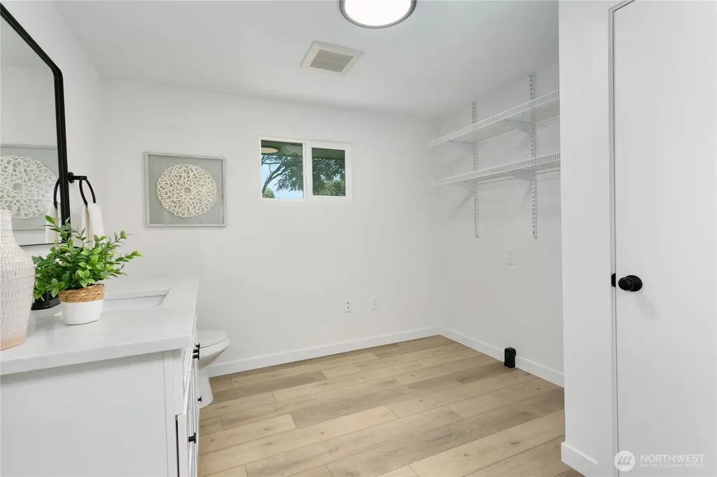 1319 Wood Avenue Sumner WA 98390