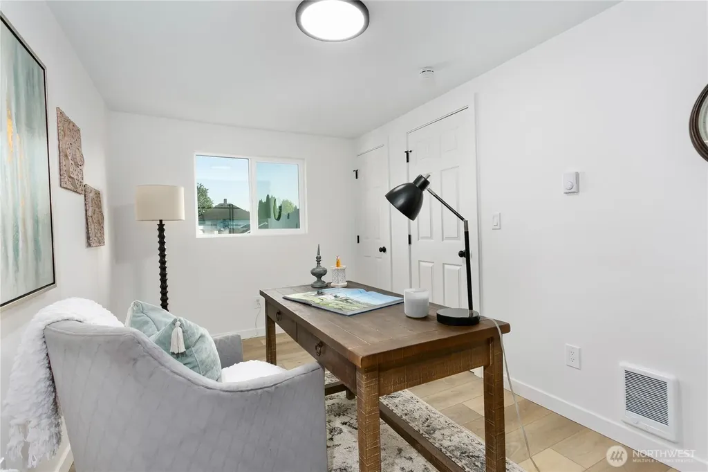 1319 Wood Avenue Sumner WA 98390