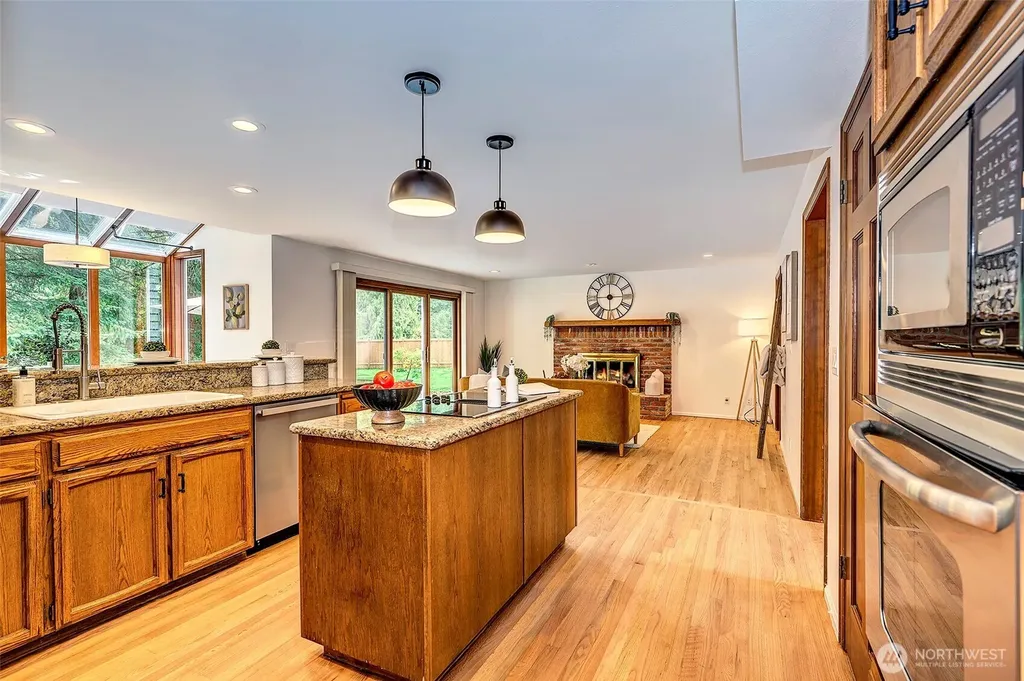 14520 186th Place NE Woodinville WA 98072