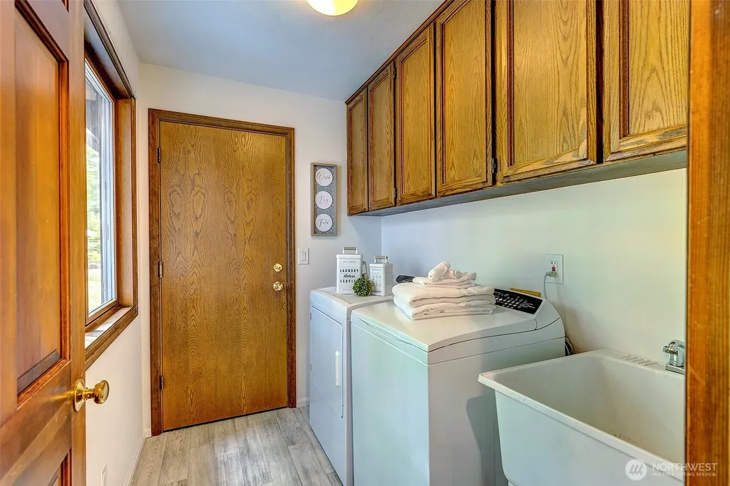 14520 186th Place NE Woodinville WA 98072