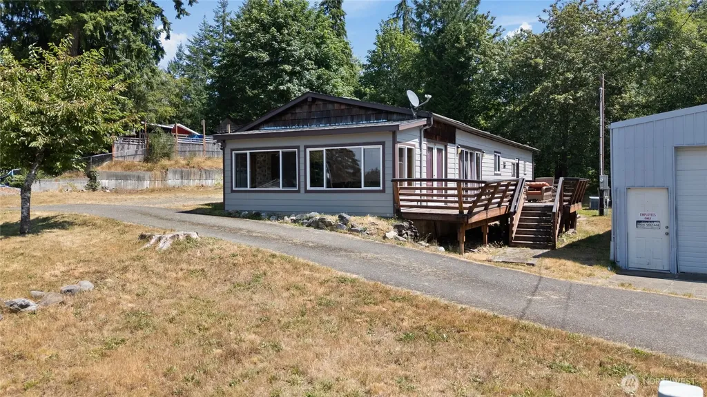 870 W Lost Lake Road Shelton WA 98584