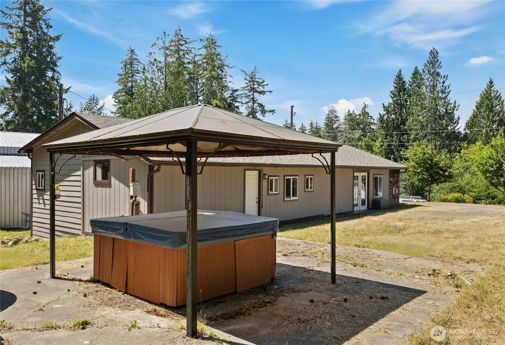870 W Lost Lake Road Shelton WA 98584
