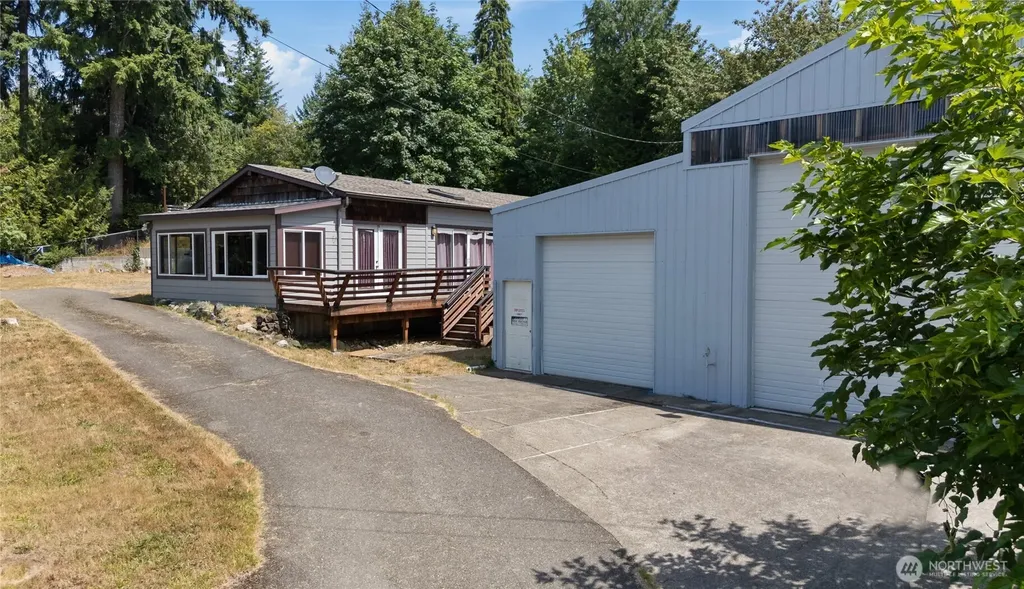 870 W Lost Lake Road Shelton WA 98584