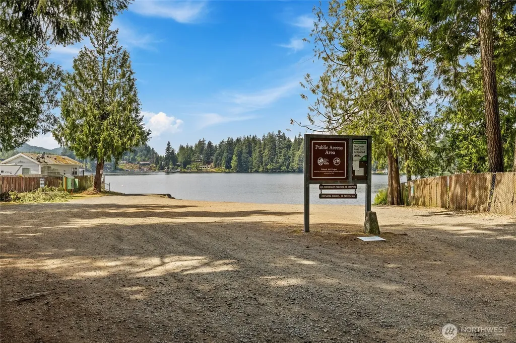 870 W Lost Lake Road Shelton WA 98584
