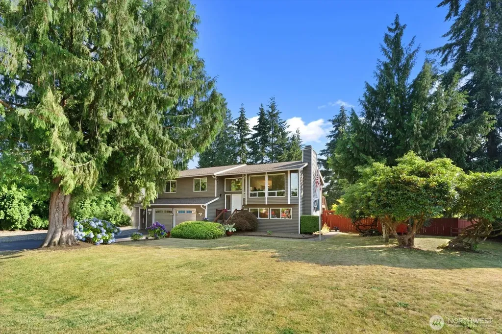 1018 154th Place SW Lynnwood WA 98037