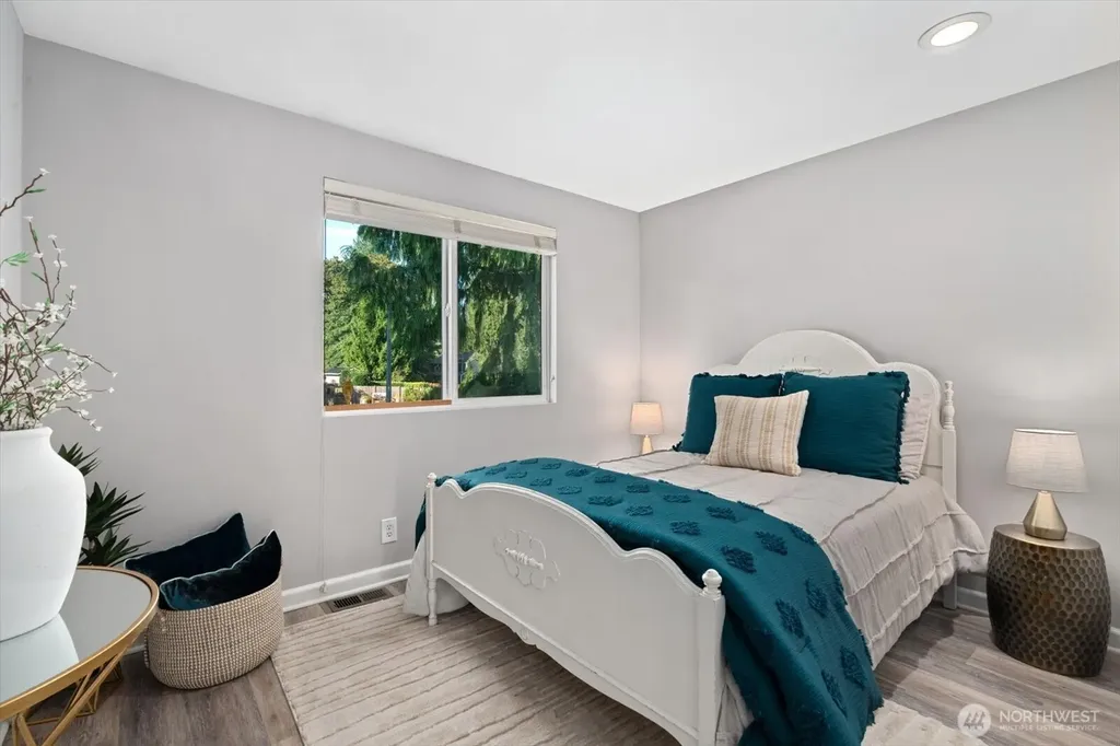 1018 154th Place SW Lynnwood WA 98037