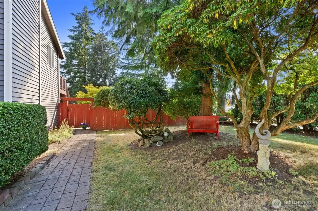 1018 154th Place SW Lynnwood WA 98037