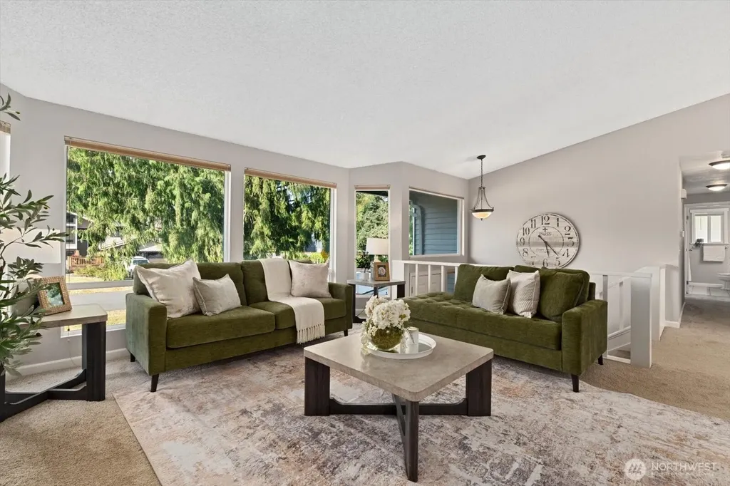 1018 154th Place SW Lynnwood WA 98037