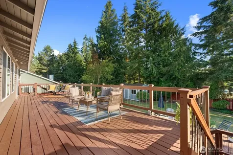 1018 154th Place SW Lynnwood WA 98037