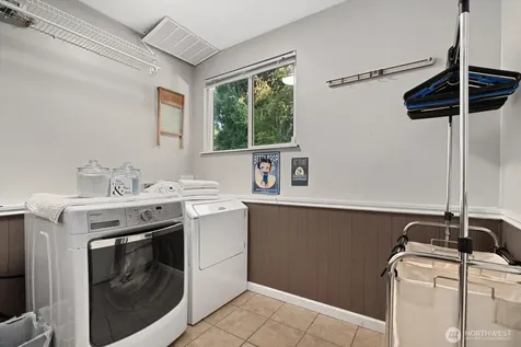 1018 154th Place SW Lynnwood WA 98037