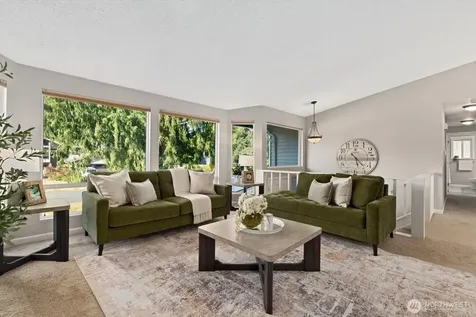 1018 154th Place SW Lynnwood WA 98037