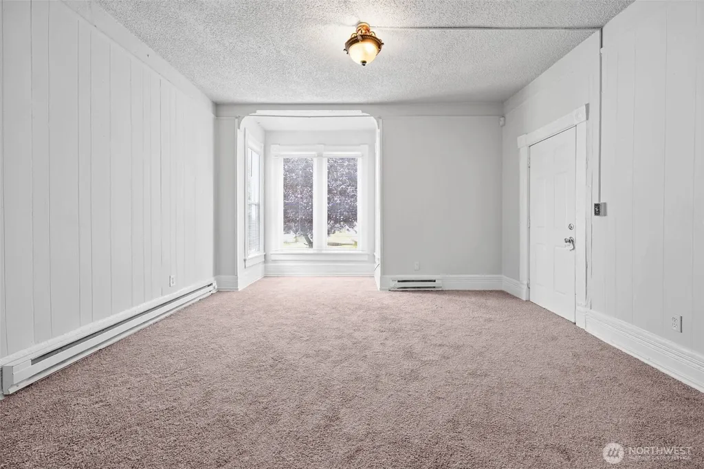 1214 S 8th Street Tacoma WA 98405