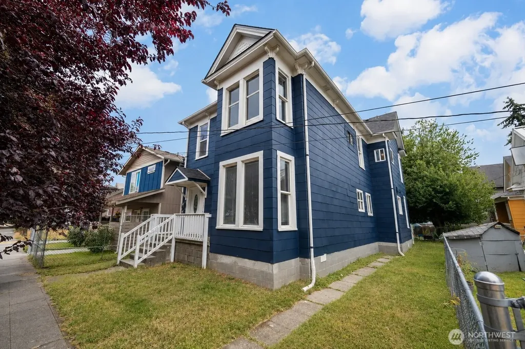 1214 S 8th Street Tacoma WA 98405