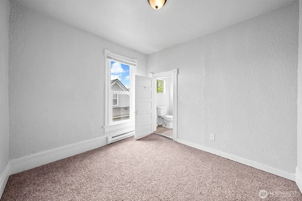 1214 S 8th Street Tacoma WA 98405