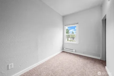 1214 S 8th Street Tacoma WA 98405