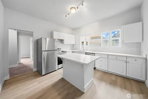 1214 S 8th Street Tacoma WA 98405