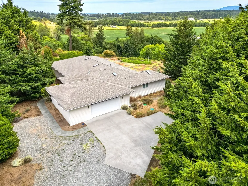 150 Sundial Loop Sequim WA 98382