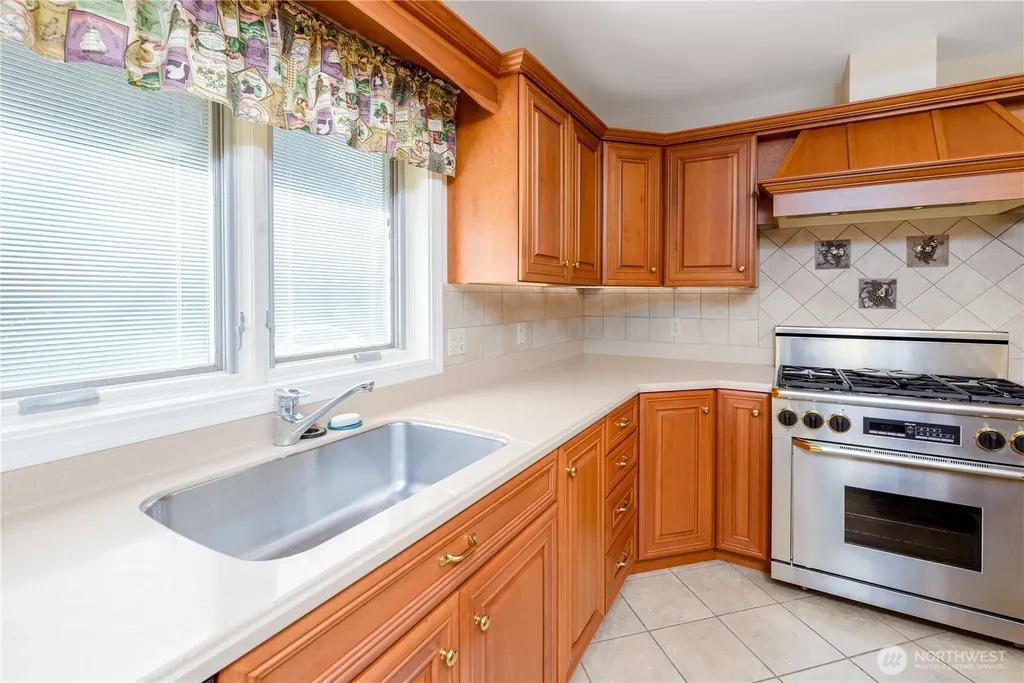 150 Sundial Loop Sequim WA 98382
