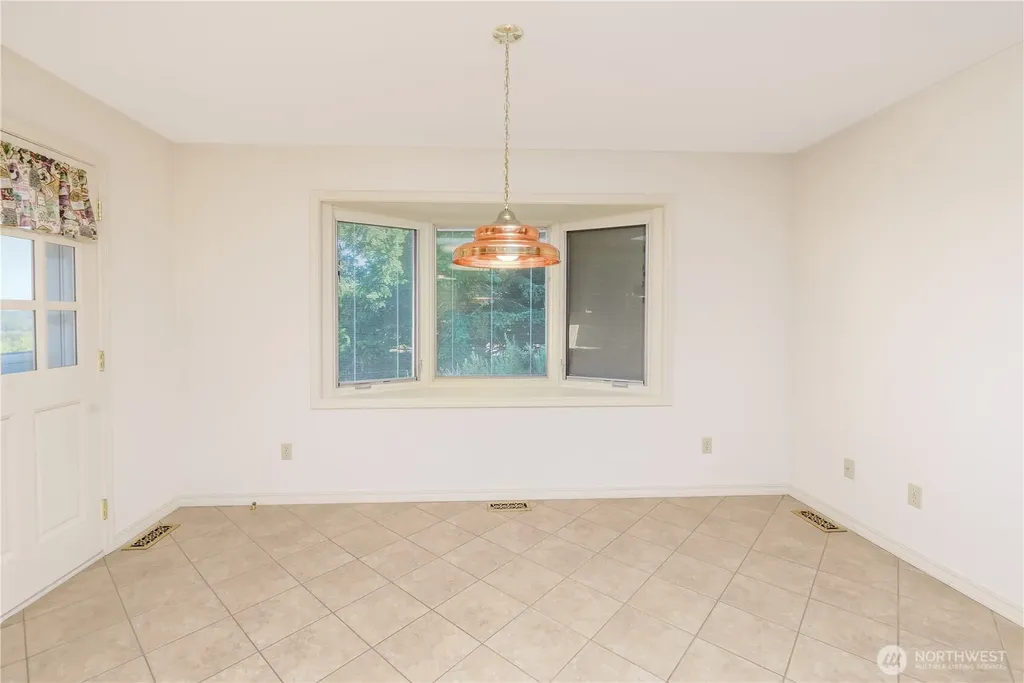 150 Sundial Loop Sequim WA 98382