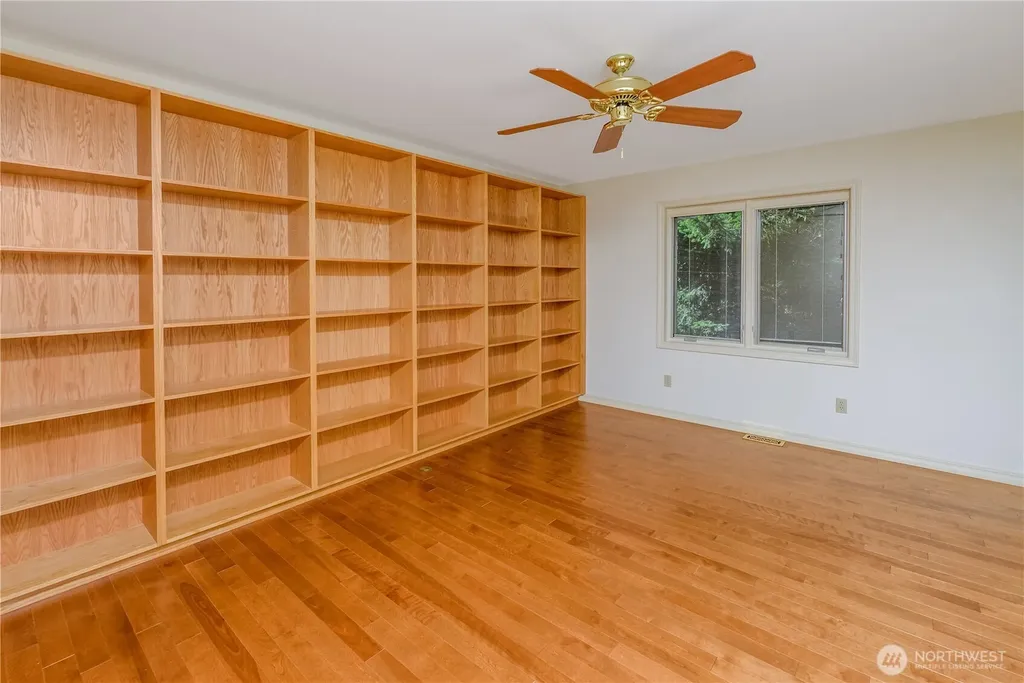 150 Sundial Loop Sequim WA 98382