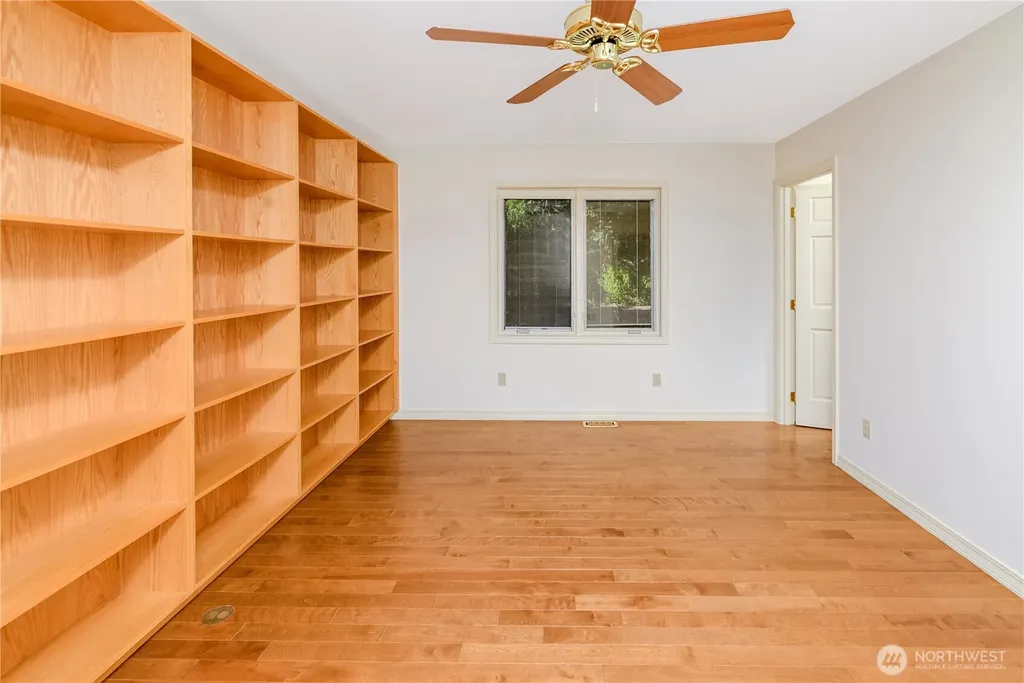 150 Sundial Loop Sequim WA 98382