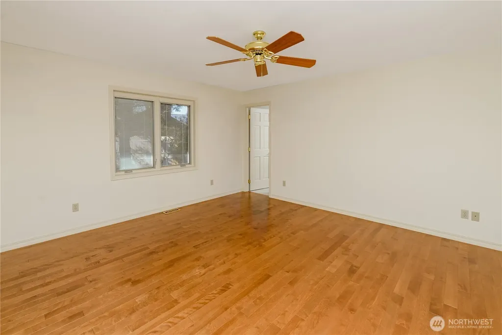150 Sundial Loop Sequim WA 98382
