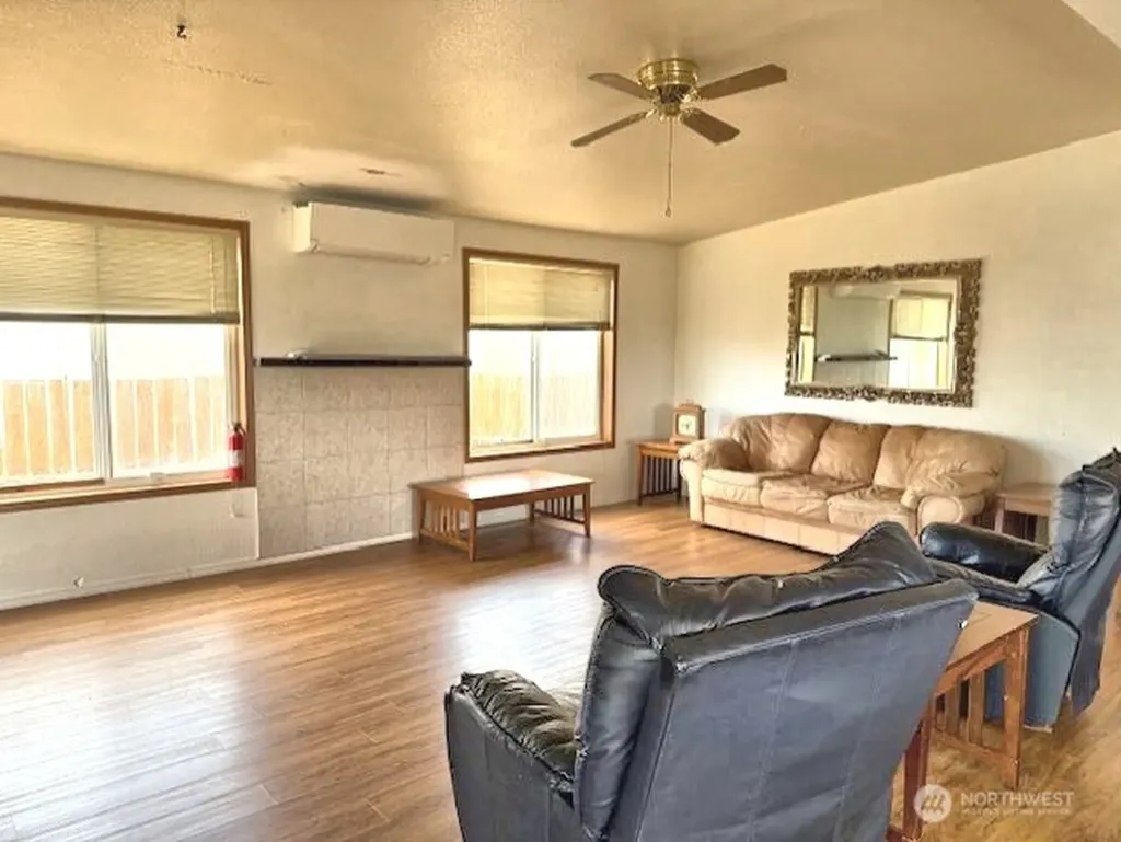 535 Canal Drive NE Ocean Shores WA 98569