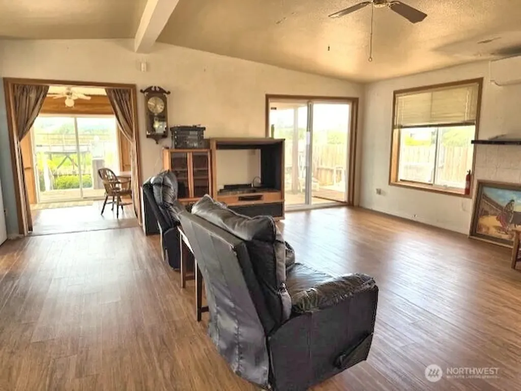 535 Canal Drive NE Ocean Shores WA 98569