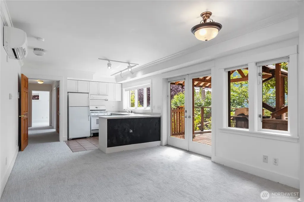 1228 23rd Avenue E Seattle WA 98112
