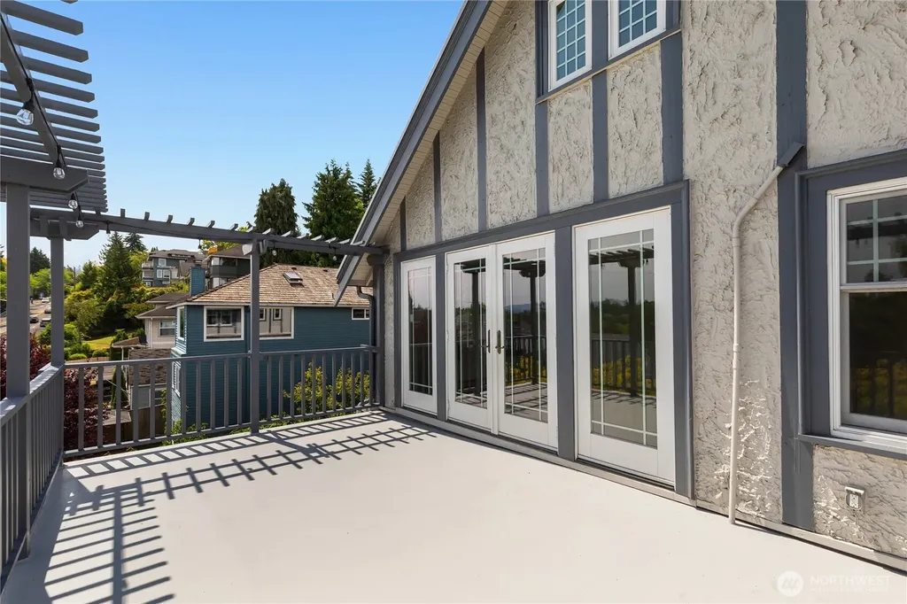 1228 23rd Avenue E Seattle WA 98112