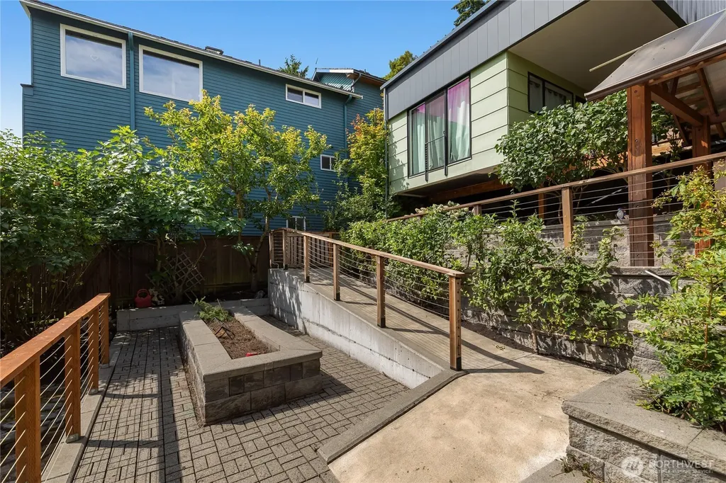 1228 23rd Avenue E Seattle WA 98112