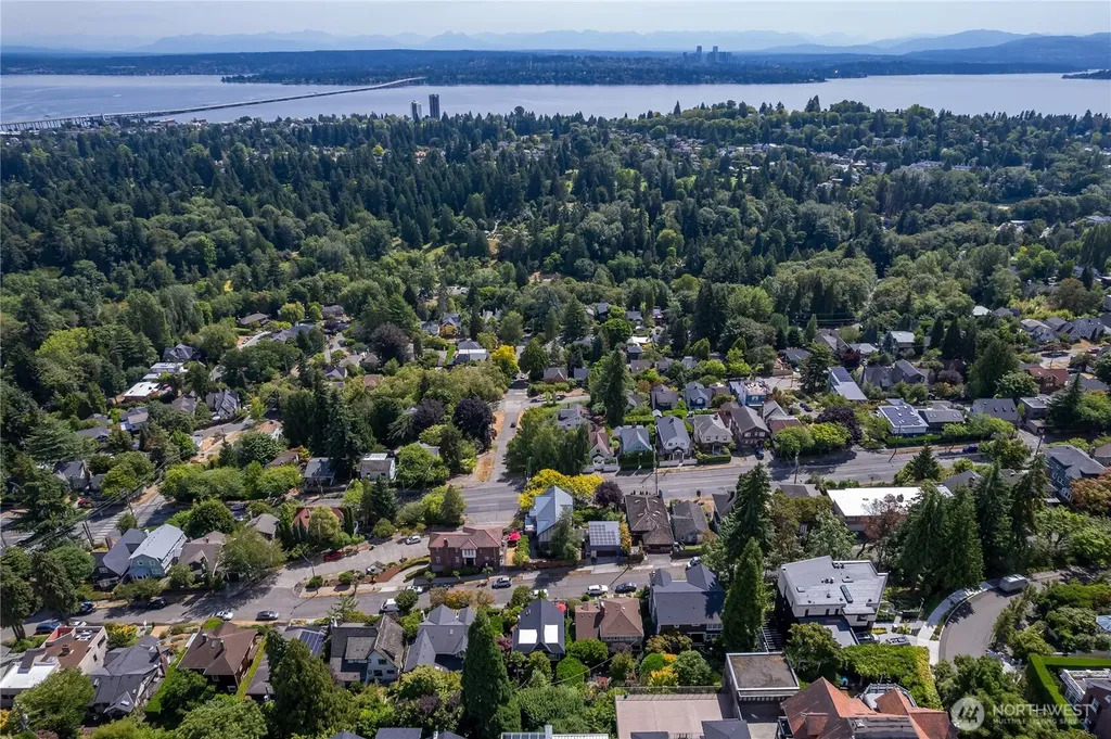 1228 23rd Avenue E Seattle WA 98112