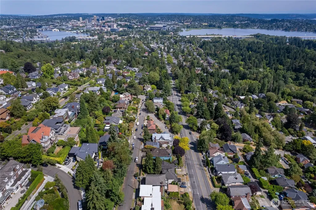 1228 23rd Avenue E Seattle WA 98112