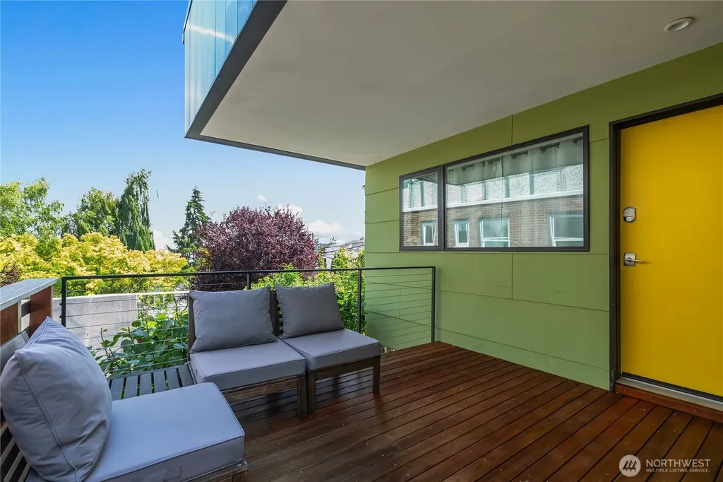 1228 23rd Avenue E Seattle WA 98112