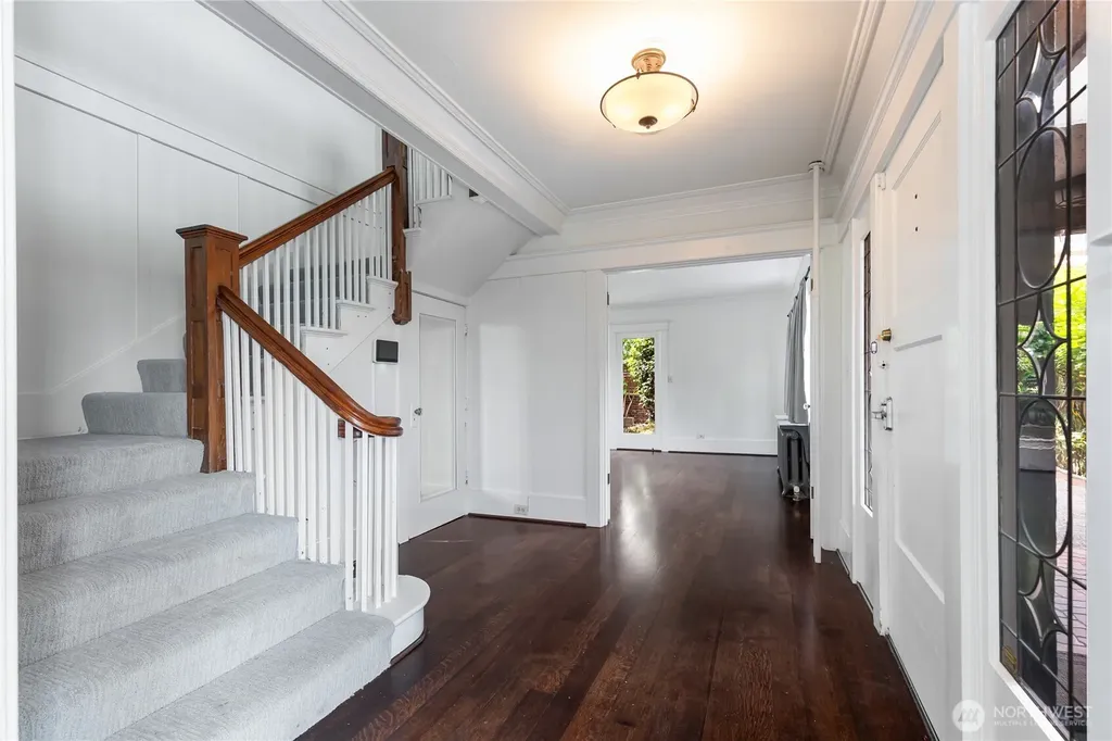 1228 23rd Avenue E Seattle WA 98112