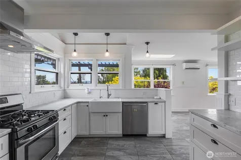 1228 23rd Avenue E Seattle WA 98112