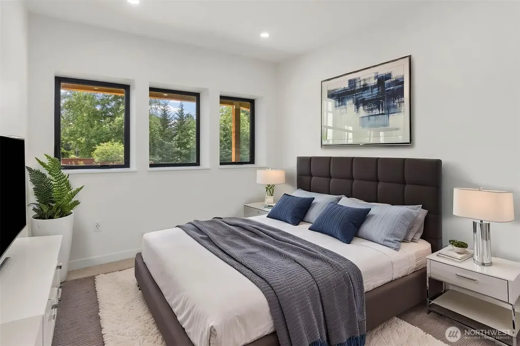 20825 SE 202nd Street Renton WA 98058