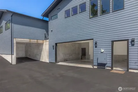 20825 SE 202nd Street Renton WA 98058