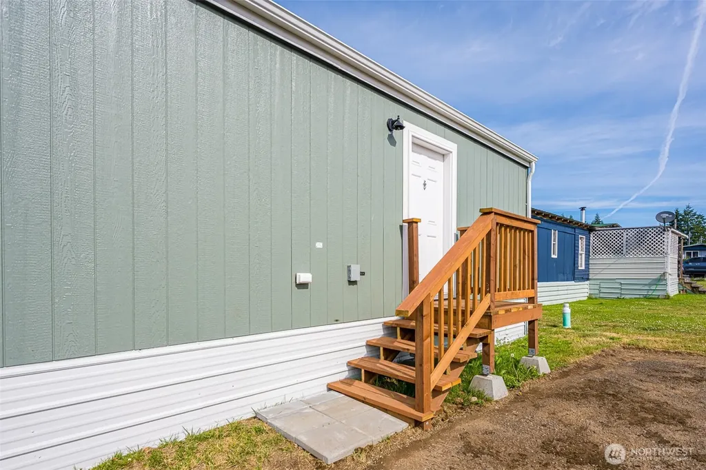 621 Calawah Way Forks WA 98331
